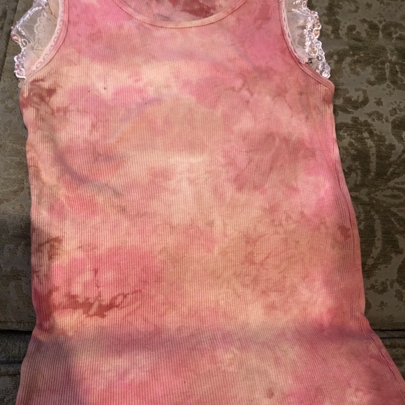 TRUE MEANING PINK TIE DYE TOP Size L Lace Trim - Picture 5 of 7